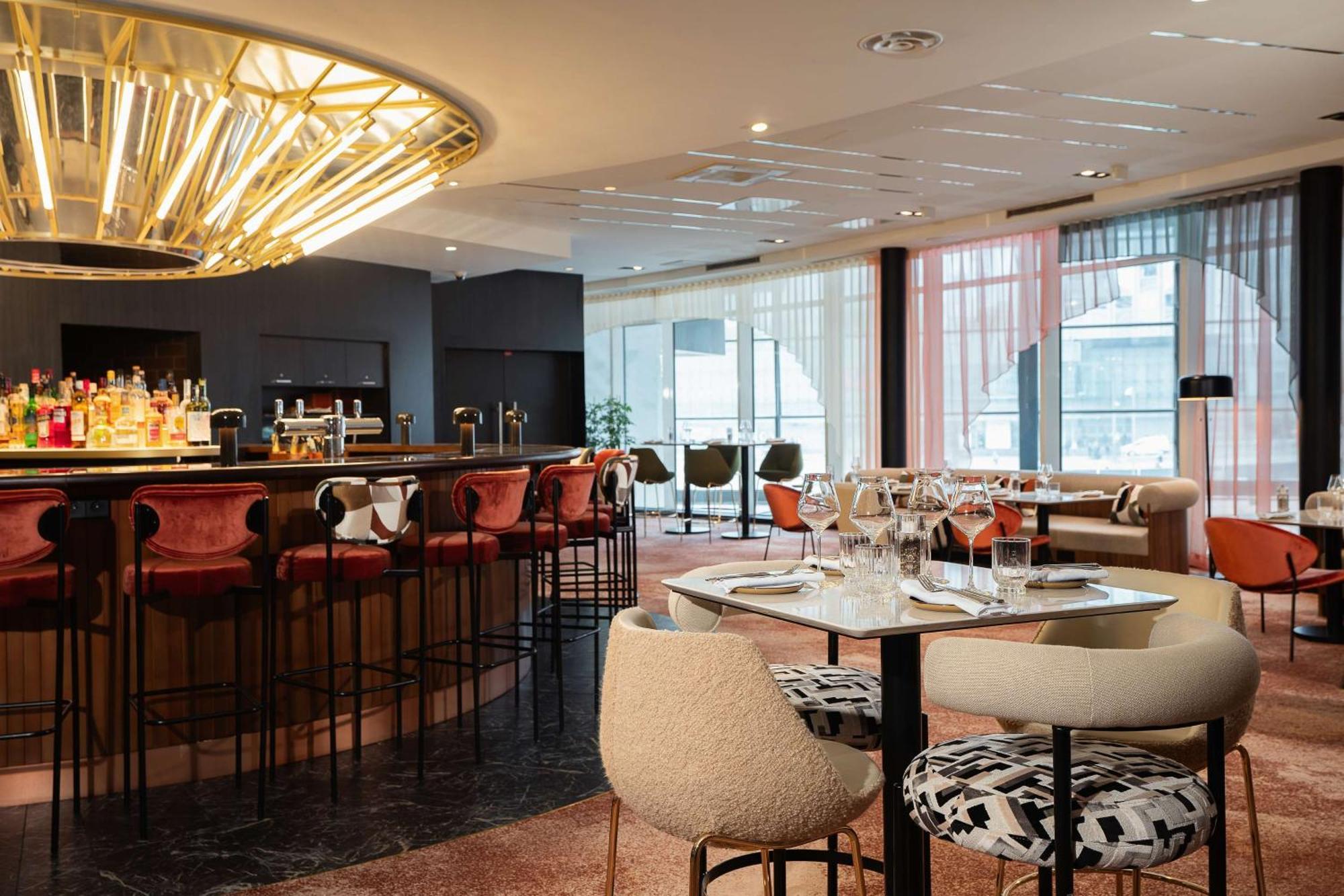 Hotel Hilton Paris La Défense 4*